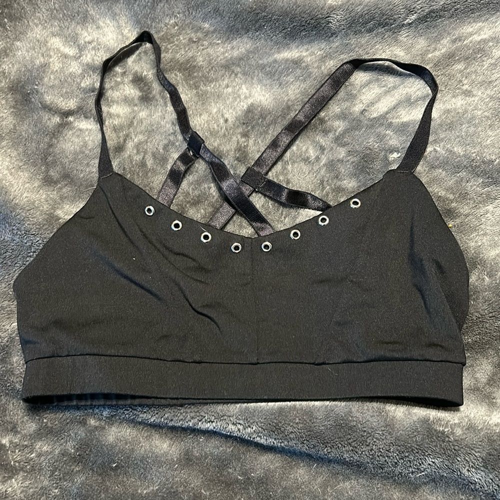 Fabletics black sports bra size small